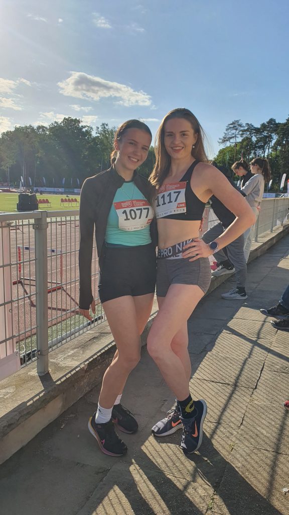 Zawodniczki podczas zawodów.